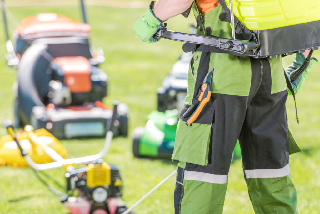 Timo Neef Rasen mähen